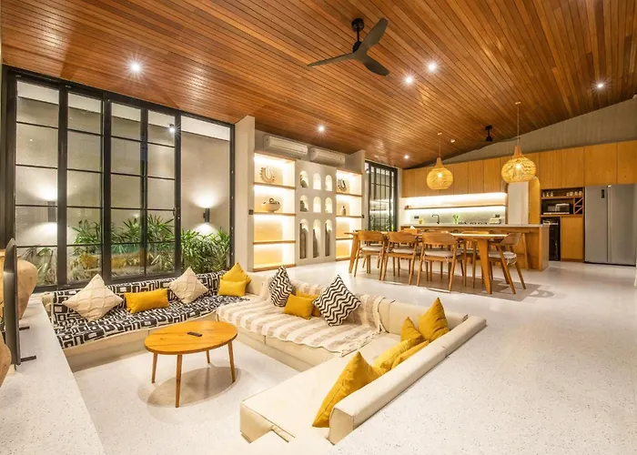 Villa Luxurious 5br Boho Sanctuary, Near Bingin *