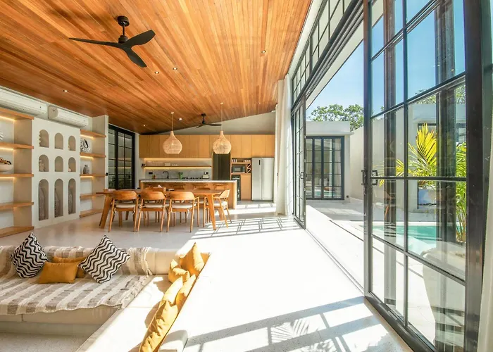 Villa Luxurious 5br Boho Sanctuary, Near Bingin Uluwatu (Bali)