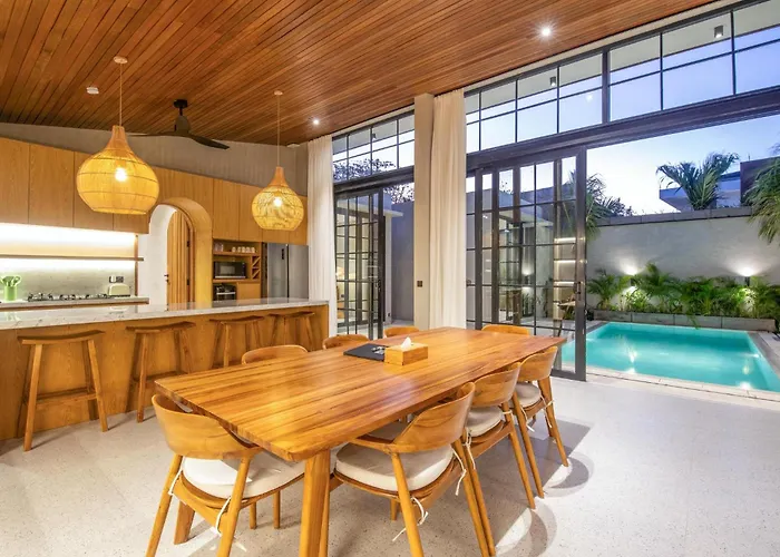Luxurious 5br Boho Sanctuary, Near Bingin *