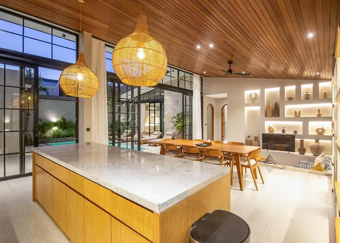 Luxurious 5br Boho Sanctuary, Near Bingin Uluwatu (Bali)