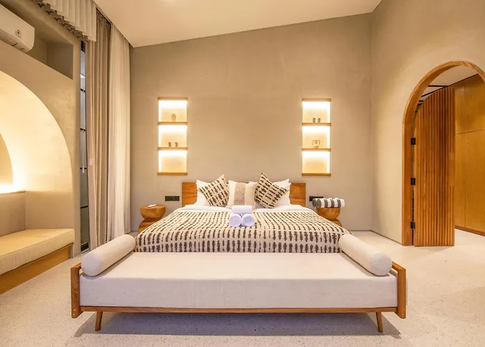 Villa Luxurious 5br Boho Sanctuary, Near Bingin *