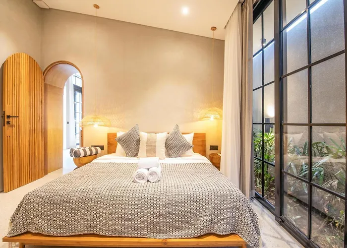 Luxurious 5br Boho Sanctuary, Near Bingin